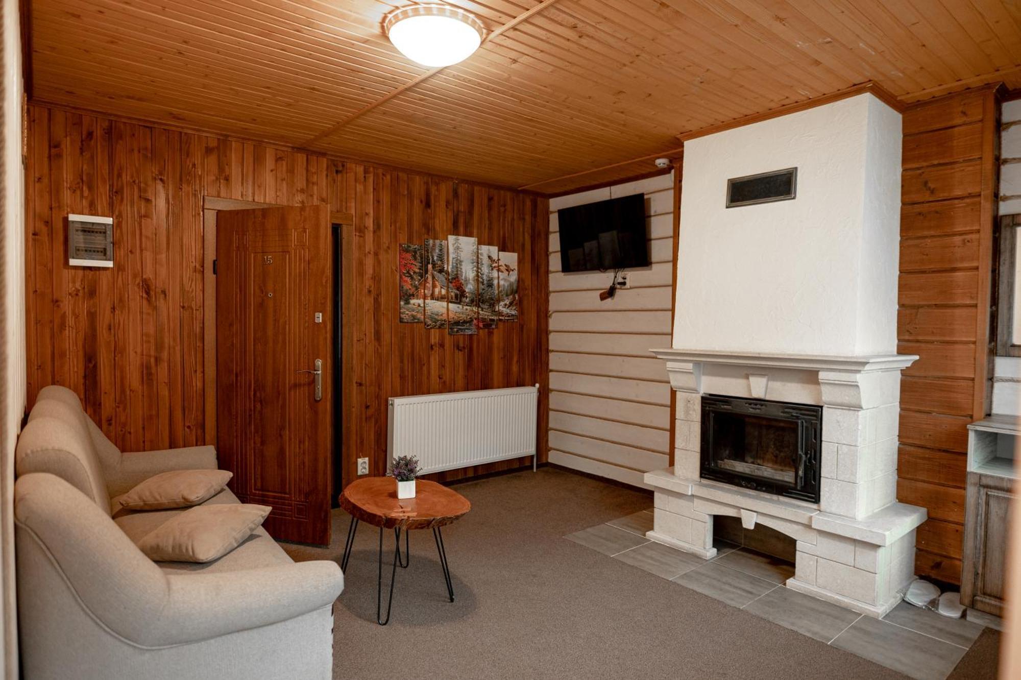 Chalet Filvarok Slavske Buitenkant foto